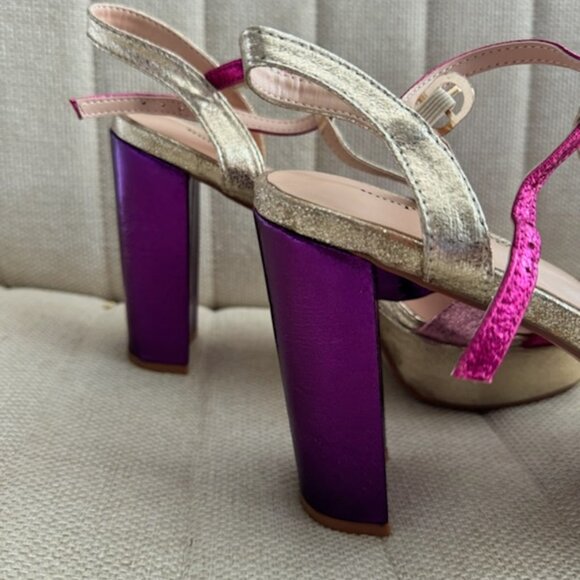 Unique Vintage 1970s Metallic Berry & Gold T-Strap Platform Heels - Never Worn - Picture 4 of 6